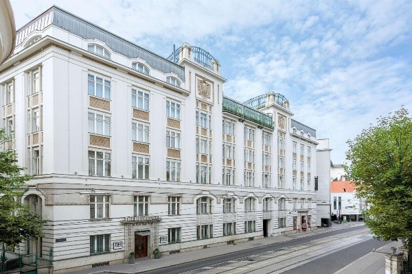 NH Wien Belvedere image 2
