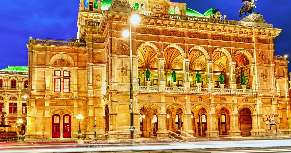 Take a Vintage Tram Ride Through Historic Vienna