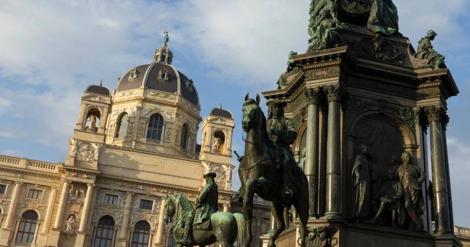 Hidden Art in MuseumsQuartier: Where Creativity Comes Alive